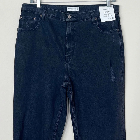 Abercrombie & Fitch Ultra High Rise The 90s Straight Black Ripped Jeans - Picture 2 of 10